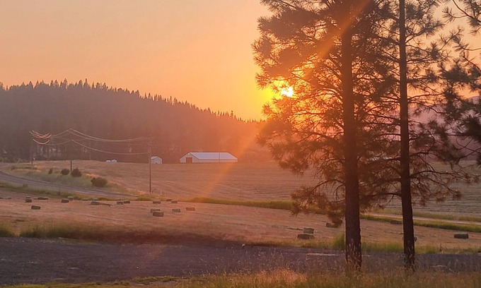 Worley Otro | Brand New Luxury Barndominium close to Lake Coeur d'Alene Sun Up Bay