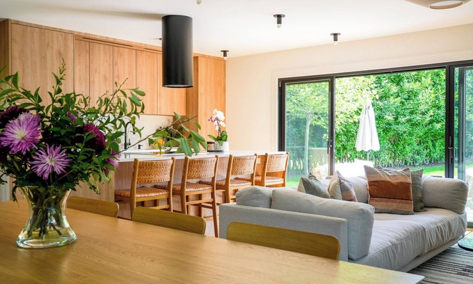 Montauk Casa | Ditch Plains - Camina una cuadra hasta la arena y surfea