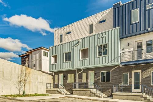 Nashville Casa | BRAND NEW Side by Side Homes - Sleeps 24 Guests