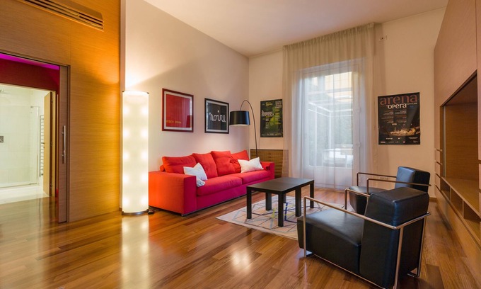 Verona City Centre Apartamento | APARTAMENTO DE LUJO BRILLANTE DE LUJO A ESTRENAR CON TERRAZA