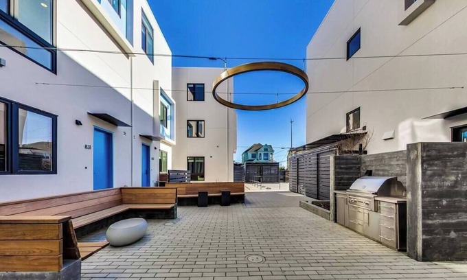Downtown Oakland Apartamento | Brand New Stylish Studio Suite Near Downtown!