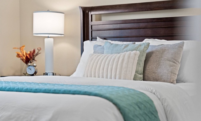 Branson Casa | Branson Hills Exclusive Walk-In Vacation Home - 2BD - Sleeps 6 - Great Location!