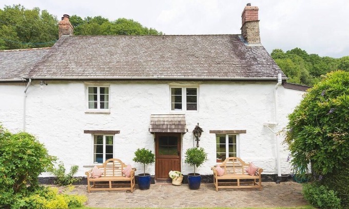 Brayford Casa | Bratton Mill Farmhouse - Capacidad 8 en 4 habitaciones