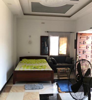 Brazzaville Apartamento | Brazzaville agréable Studio, Square Home Heart