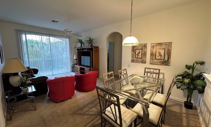 Windsor Palms Condominio | Romper el Hábito del hotel en un Windsor Palms Condo!