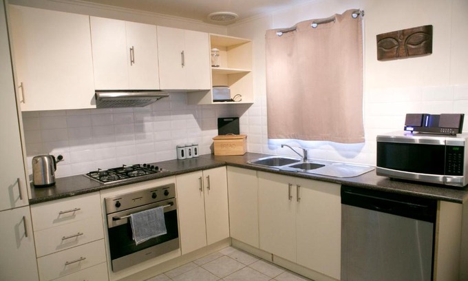 Coober Pedy Casa | Breakaway Views 374 ALP ST