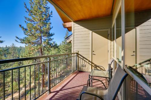 Bend Apartamento | Breathtaking Bend Condo with Resort Amenities!