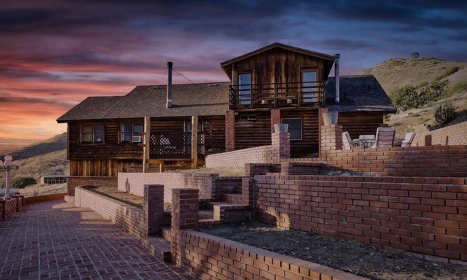 Bodfish Cabina | Breathtaking Cabin in Kern River Valley