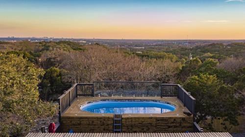 Wetmore Casa | Breathtaking Roof Pool Views, Gameroom, Firepit