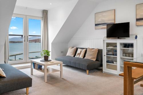 Oban Apartamento | Breathtaking Sea Views - Luxury 2 BD Apt