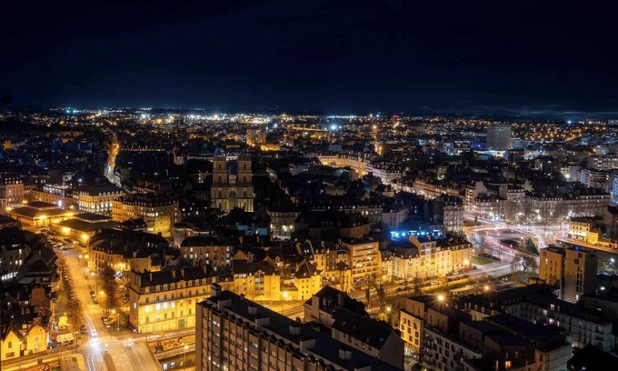 Bourg-l'Eveque Apartamento | Breathtaking view - Private garage