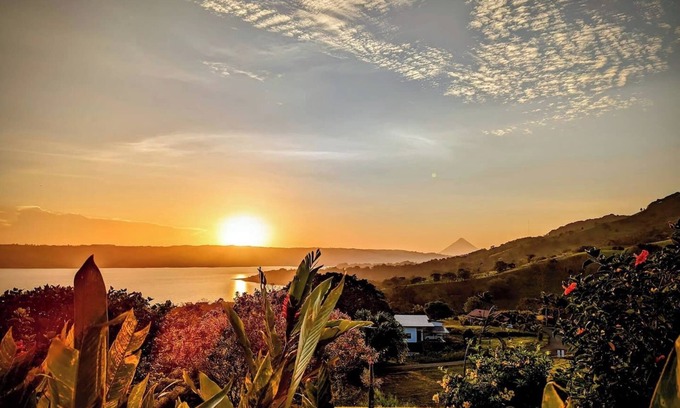 Tronadora Casa | Breathtaking Views ! 3 Suites & Hot Tub