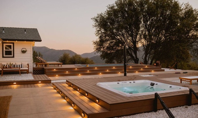 Ahwahnee Casa | Breathtaking Views, Boho Chic Design by Casa Oso