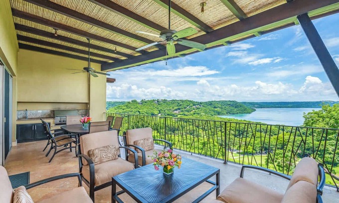 Península de Papagayo Condominio | Breathtaking Views + Infinity Pools | Prieta Beach Club | Peninsula Papagayo