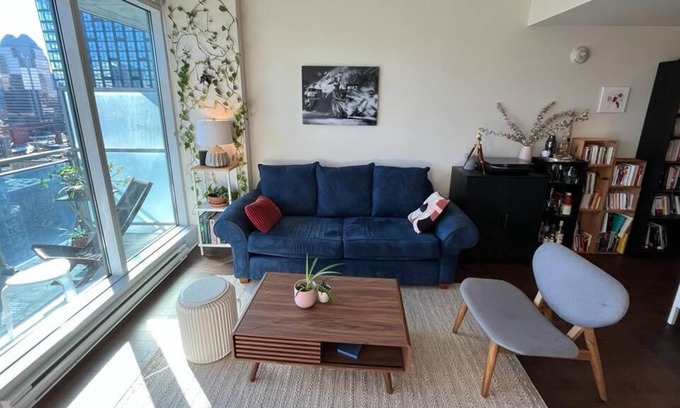 Ville-Marie Apartamento | Breathtaking views: sunny modern apartment (downtown / Old Montreal)
