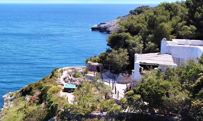Castro Marina Villa | Villa with sea access, large garden and stunning views (house B)
