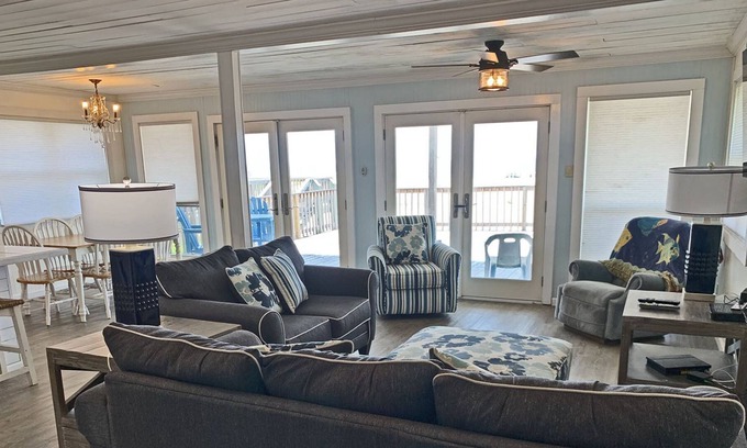 Grand Isle Casa | Breeze - Beachfront - Island Realty
