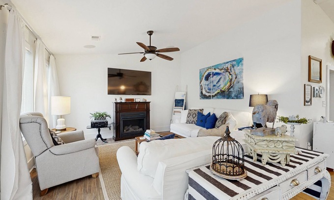 Hanahan Casa | Breezy, renovated home with fenced yard, front porch & lovely living spaces