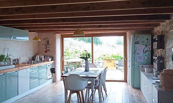 Poulgoazec Casa | Breton coastal "penty" house - walking distance to the beach