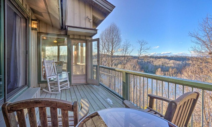 Brevard Casa | Brevard Home with Panoramic Lake and Mountain Views!