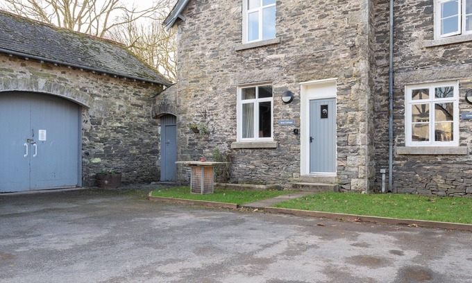 Graythwaite Cabaña | Briar - sleeps 4 guests in 3 bedrooms