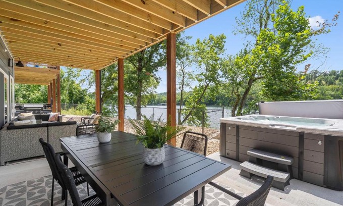 Branson Casa | Briarwood Bay