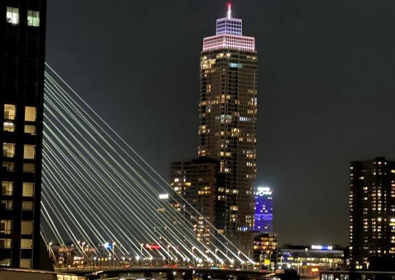 Kop van Zuid Casa | Bridge view