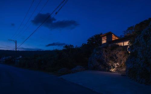 Tamagusuku-son Casa | Bridgebuilders Tourist Home