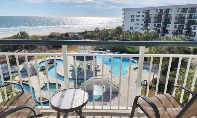North Litchfield Beach Condominio | Bridgewater 414 - Oceanfront w/ Lazy River! Nicely Furnished, 2 Bedroom, 2 Bath