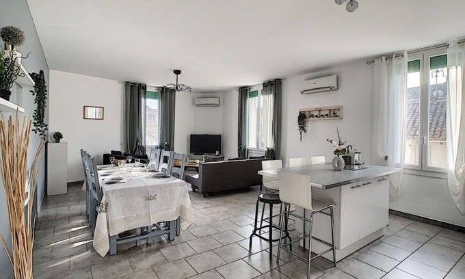 Senas Apartamento | Lujoso apartamento de 100m2 en Provenza con terraza