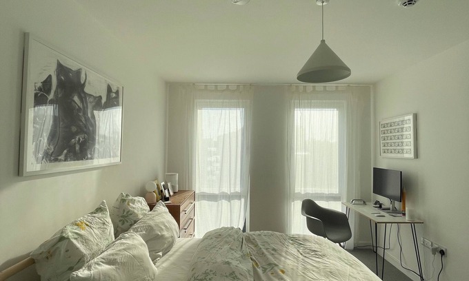 Coldharbour Apartamento | Bright 1BD Flat w/Balcony - Heart of Brixton!