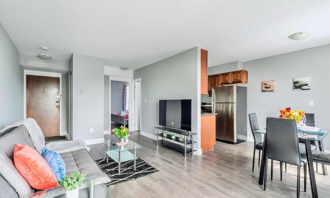 Rosedale Apartamento | Bright 1BR apt w King bed -Close to DT Hamilton
