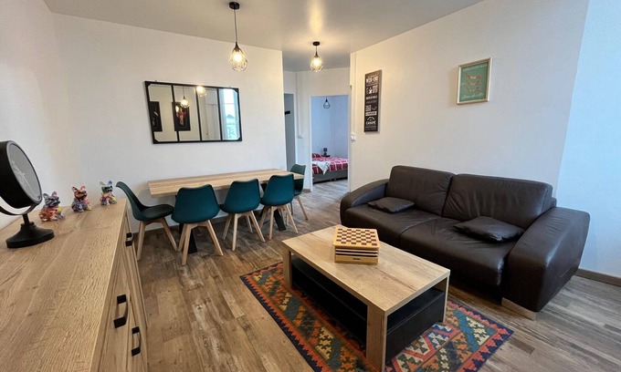 Quartier du Stade Apartamento | Luminoso apartamento de 2 hab, cerca de la playa y comercios