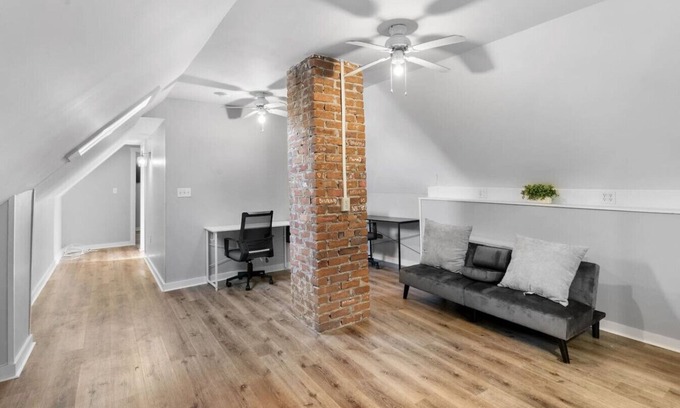 West Rock Condominio | Bright 2-Bed Suite, SCSU & Yale