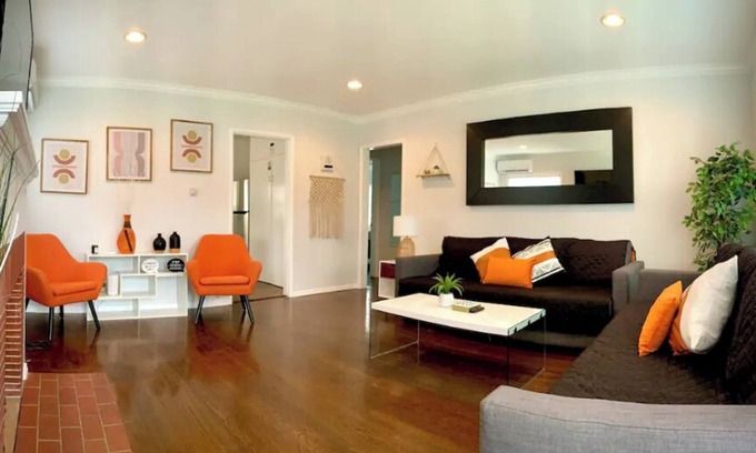 Alhambra Casa | Bright 2 Bedroom Cozy HOUSE! Pasadena/Alhambra Prime Location! Dogs OK!