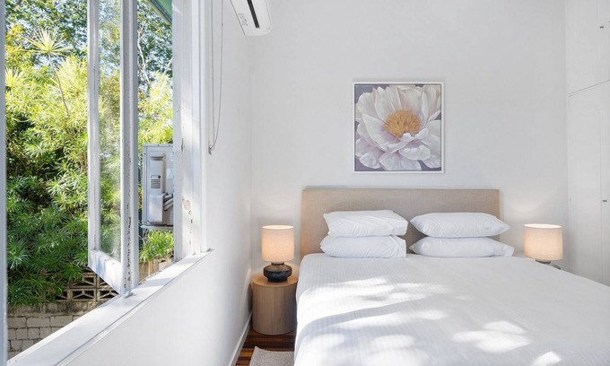 Ashgrove Apartamento | Bright 3-Bed with Garden by Banks Street Reserve