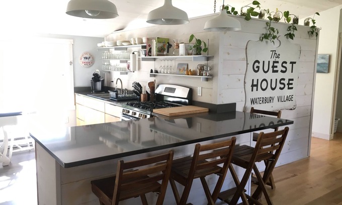 Duxbury Apartamento | Loft moderno de granja en el centro de Waterbury