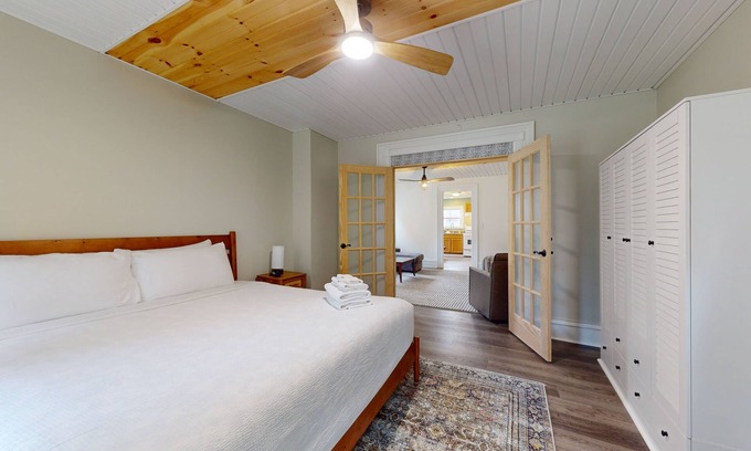Canandaigua Apartamento | Bright and airy apartment in wine region & close to lakes