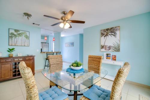 Florida Ridge Casa | Bright and Beachy Vero Beach Home with Pool Access!