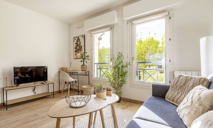 Casselardit Apartamento | Bright and charming studio next to the tram