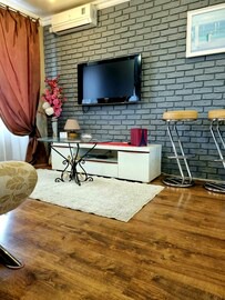 Dnipro Apartamento | ⭐ Bright and comfortable apartment, near the city center, Most City and Menorha