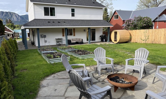 Cle Elum Casa | Bright and Cozy Home in the Heart of Cle Elum