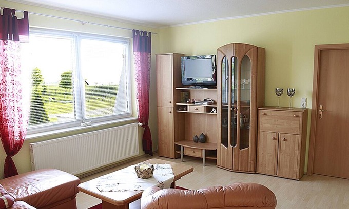 Sommersdorf Apartamento | Apartamento luminoso y acogedor con vistas al lago Kummerow, a ras del suelo