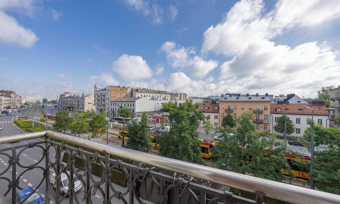 Praga Apartamento | Bright Apartment for 4 by Renters