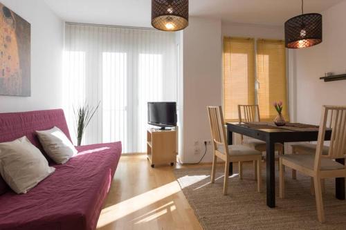 Schottenfeld Apartamento | Bright Apartment in Hip & High Quality Neighborhood
