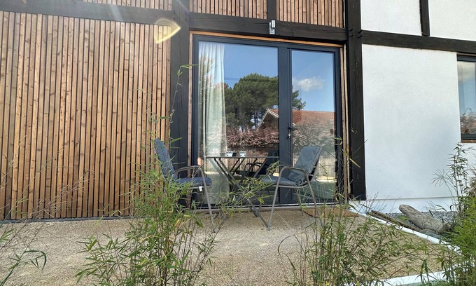 Tosse Apartamento | Bright apartment in the heart of a recently renovated villa.