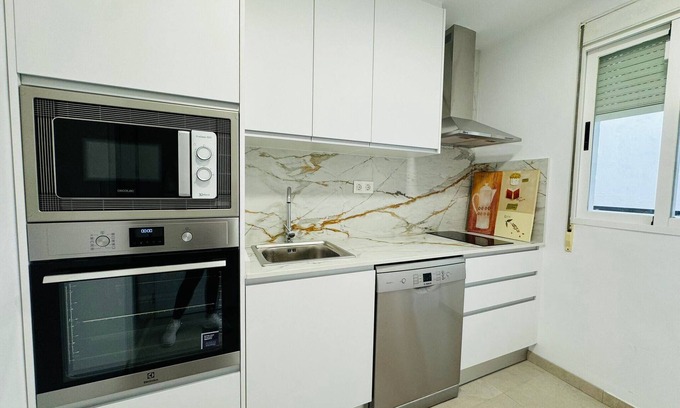 Maracena Apartamento | Bright Apartment Near Granada Center