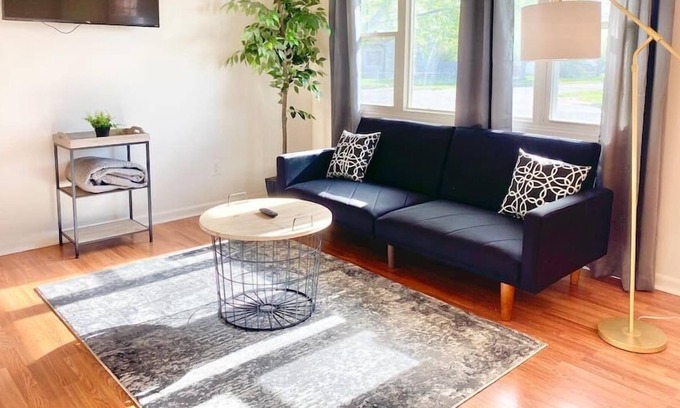 Fairborn Casa | Bright+Beautiful | 2BR Home | WSU+WPAFB