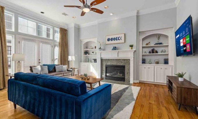Midtown Casa | ⭐️ Bright & Beautiful 3bd/3.5ba Townhouse in Midtown ⭐️ Centrally located