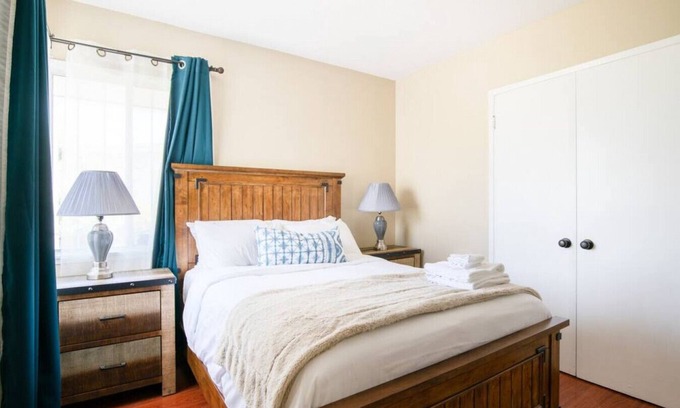 Hacienda Heights Casa | Bright Bliss Retreat: 3-Bedroom, 1-Bathroom Retreat near LA with High-Speed Internet, Central AC, Full Kitchen, and On-Site Laundry.